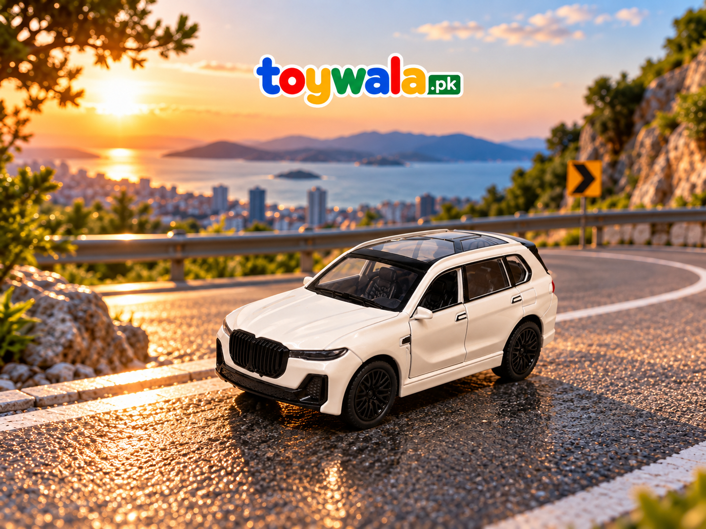 Die-Cast 1:36 Luxury SUV Model